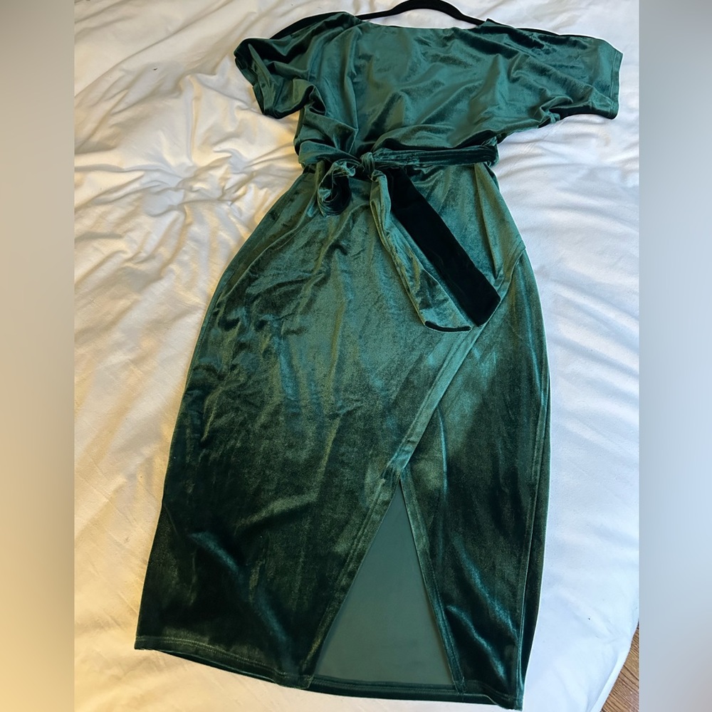 Kensie Boatneck Velvet Dress